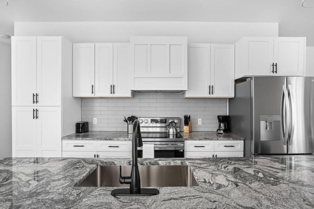 Cozysuites 3Br Arsenal Heights Indy Ινδιανάπολη Εξωτερικό φωτογραφία