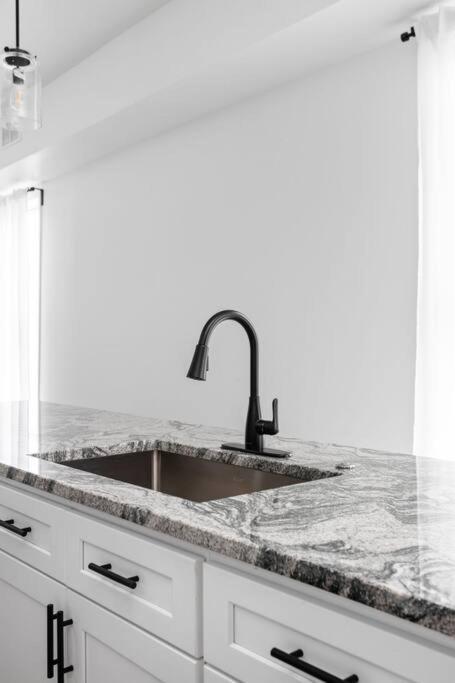 Cozysuites 3Br Arsenal Heights Indy Ινδιανάπολη Εξωτερικό φωτογραφία